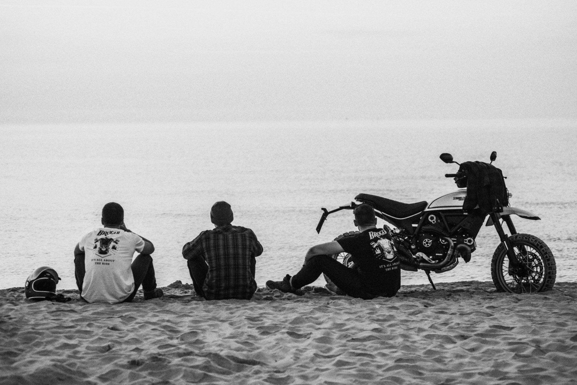 The advantage of motorcycle jeans over regular jeans explained