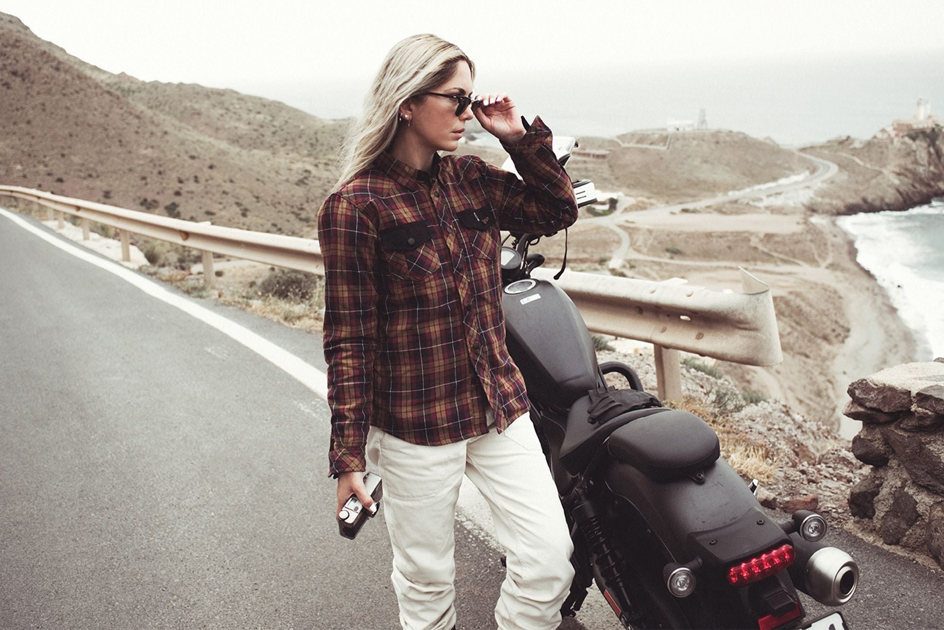 Does a flannel shirt make good motorcycle gear